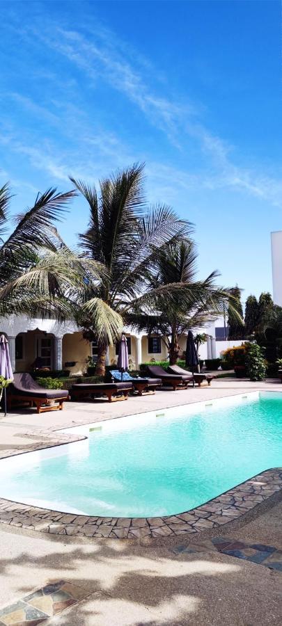 Dulaa Deema Residence Brufut Heights Tranquil ภายนอก รูปภาพ