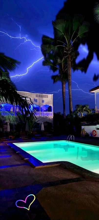 Dulaa Deema Residence Brufut Heights Tranquil ภายนอก รูปภาพ