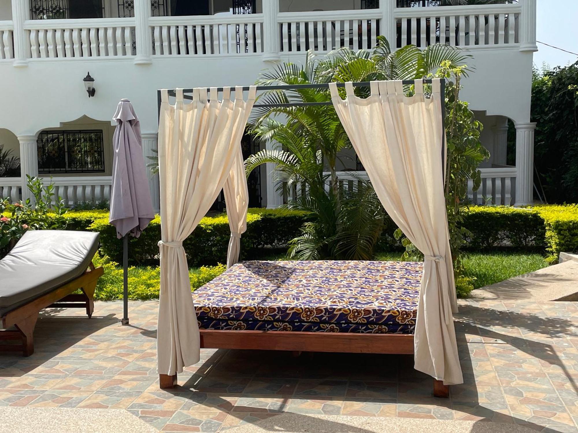 Dulaa Deema Residence Brufut Heights Tranquil ภายนอก รูปภาพ