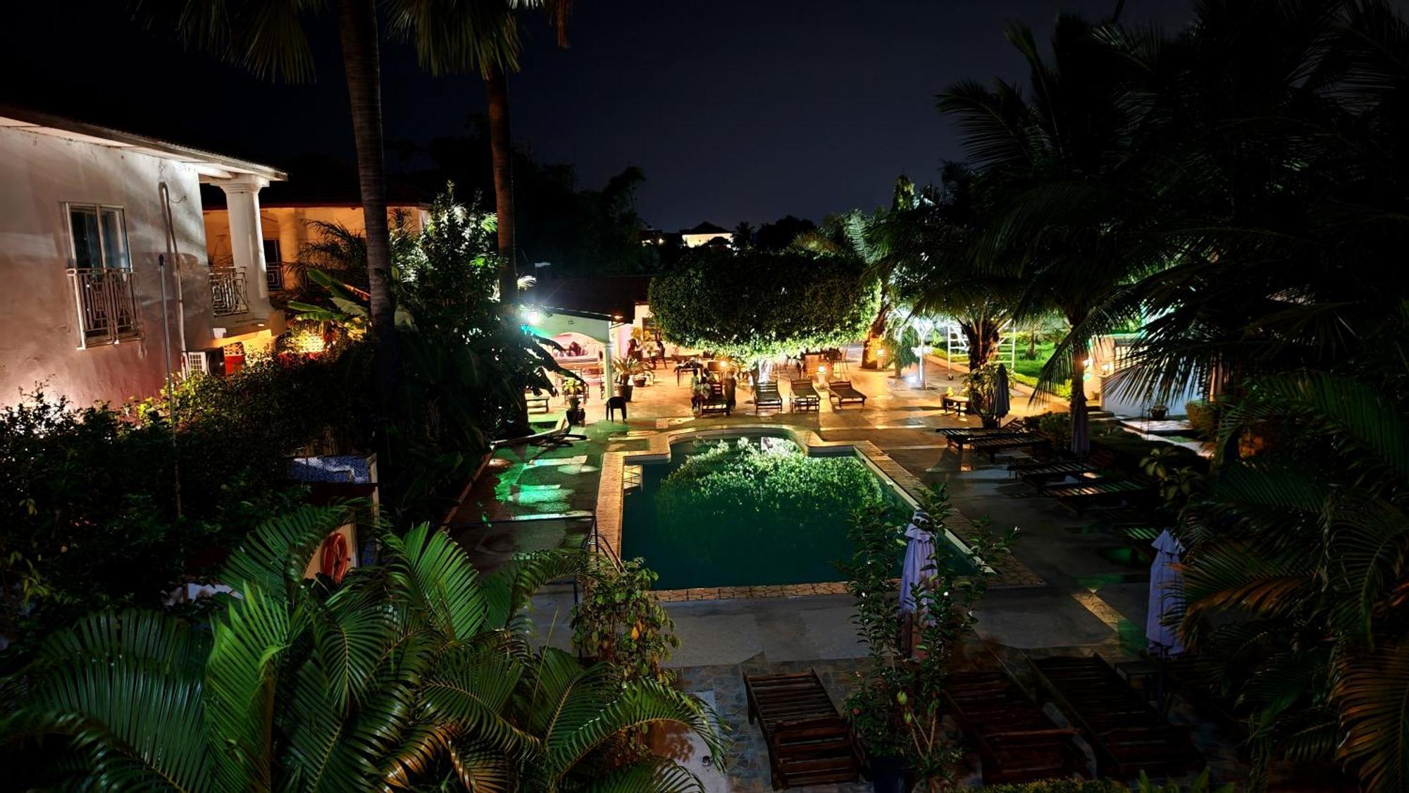 Dulaa Deema Residence Brufut Heights Tranquil ภายนอก รูปภาพ